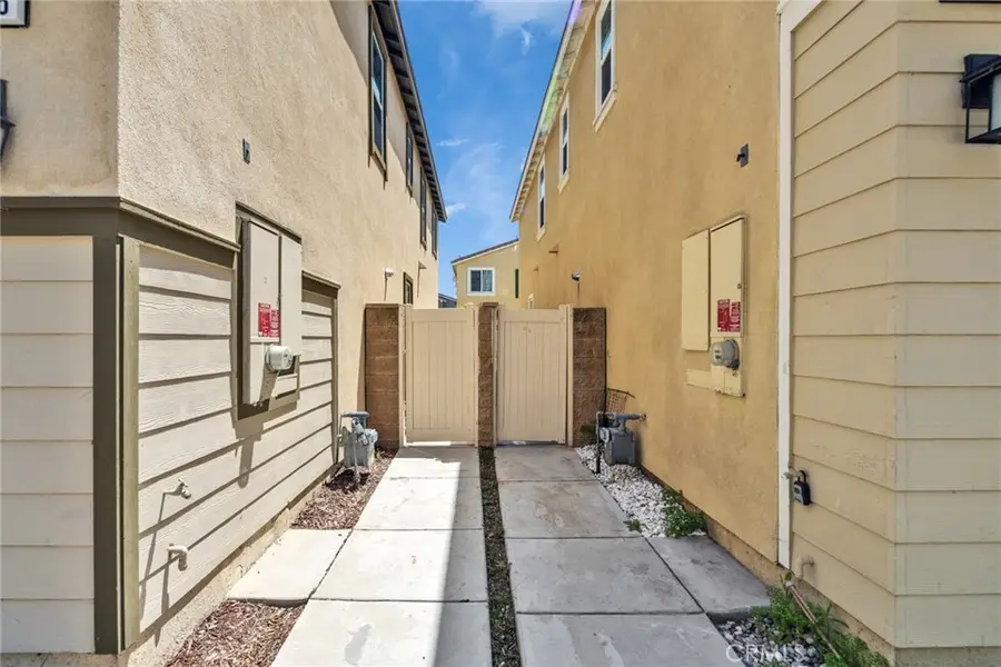 2076 E Sentinel Privado, Ontario, CA 91764 - #3