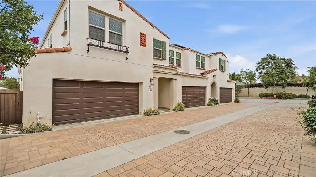 291 E Arrow #17, Glendora, CA 91740 - #1
