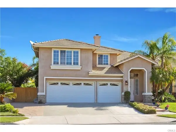971 Trovita, Corona, CA 92881