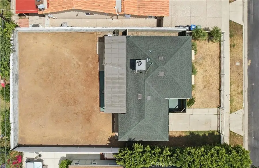 6001 Jellico Avenue, Encino, CA 91316 - #2
