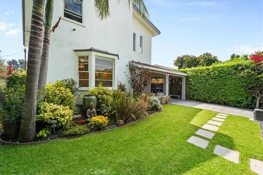 2116 S Cloverdale, Los Angeles, CA 90016 - #2