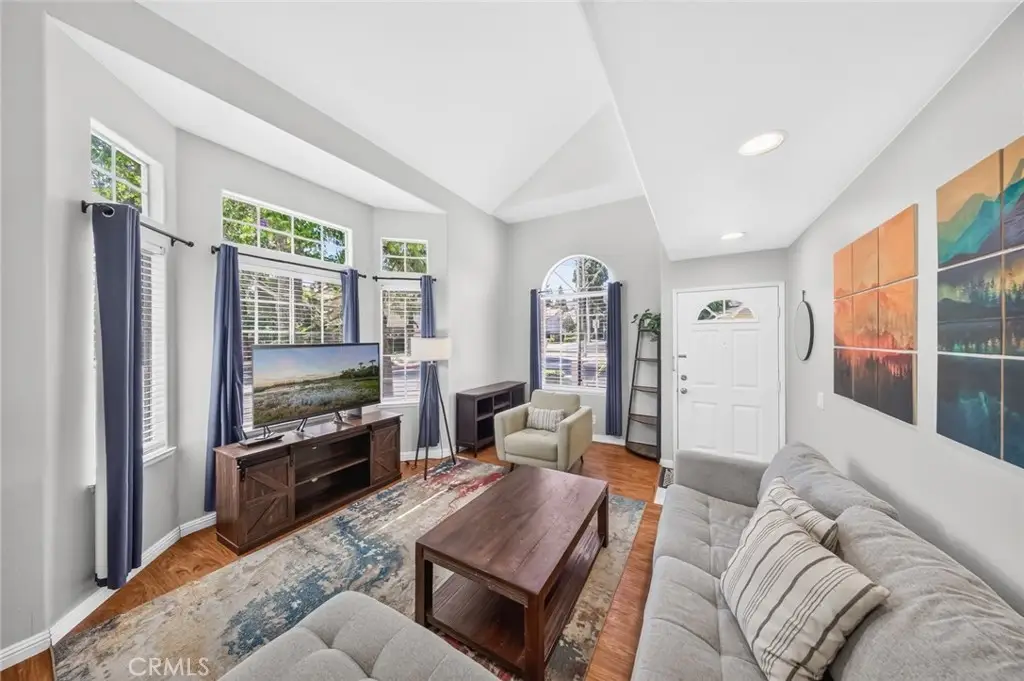 402 Almond Avenue, Monrovia, CA 91016 - #1
