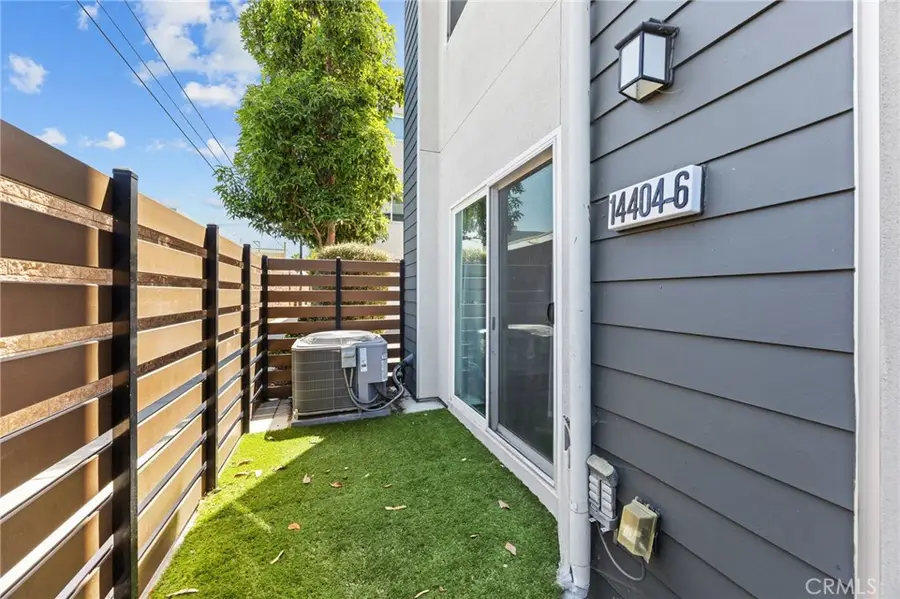 14404 Kiwi Lane #6, Gardena, CA 90247 - #2