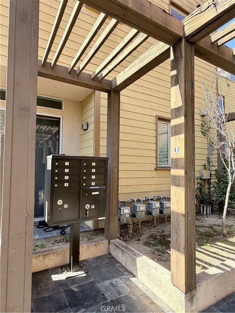 41 N Oak #4, Pasadena, CA 91107 - #2