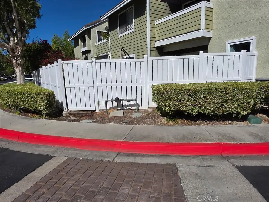 21 Cambria Lane, Aliso Viejo, CA 92656 - #2