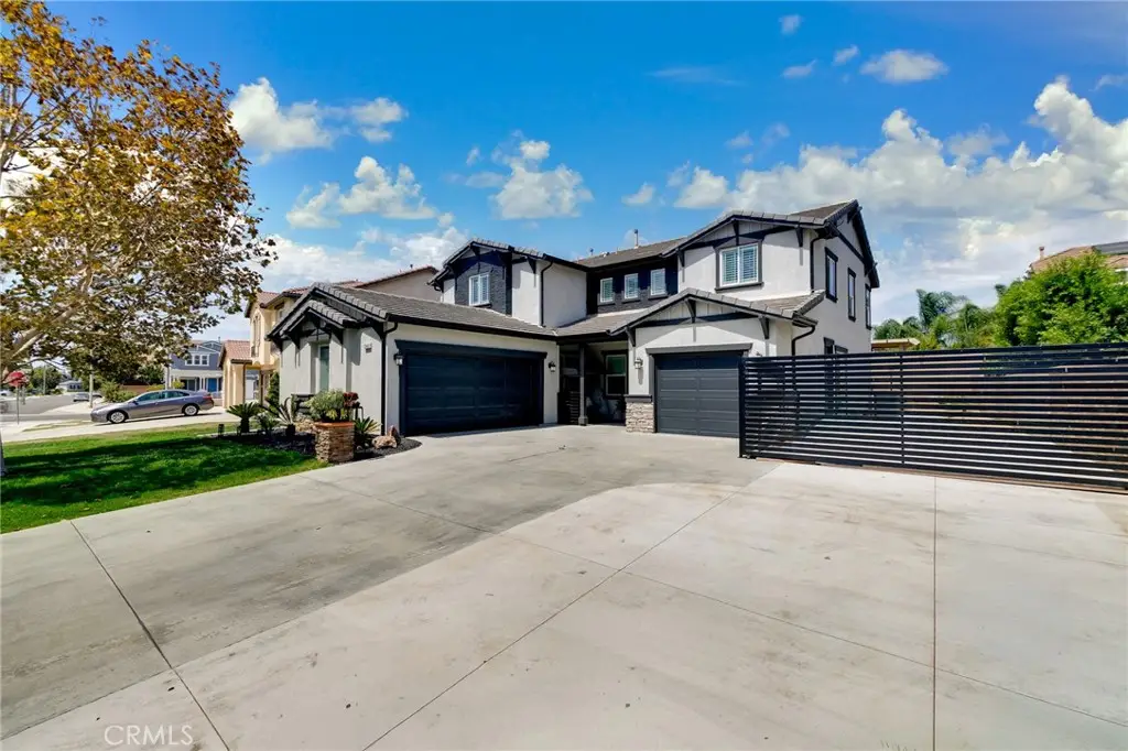 12460 Black Horse, Eastvale, CA 91752 - #1