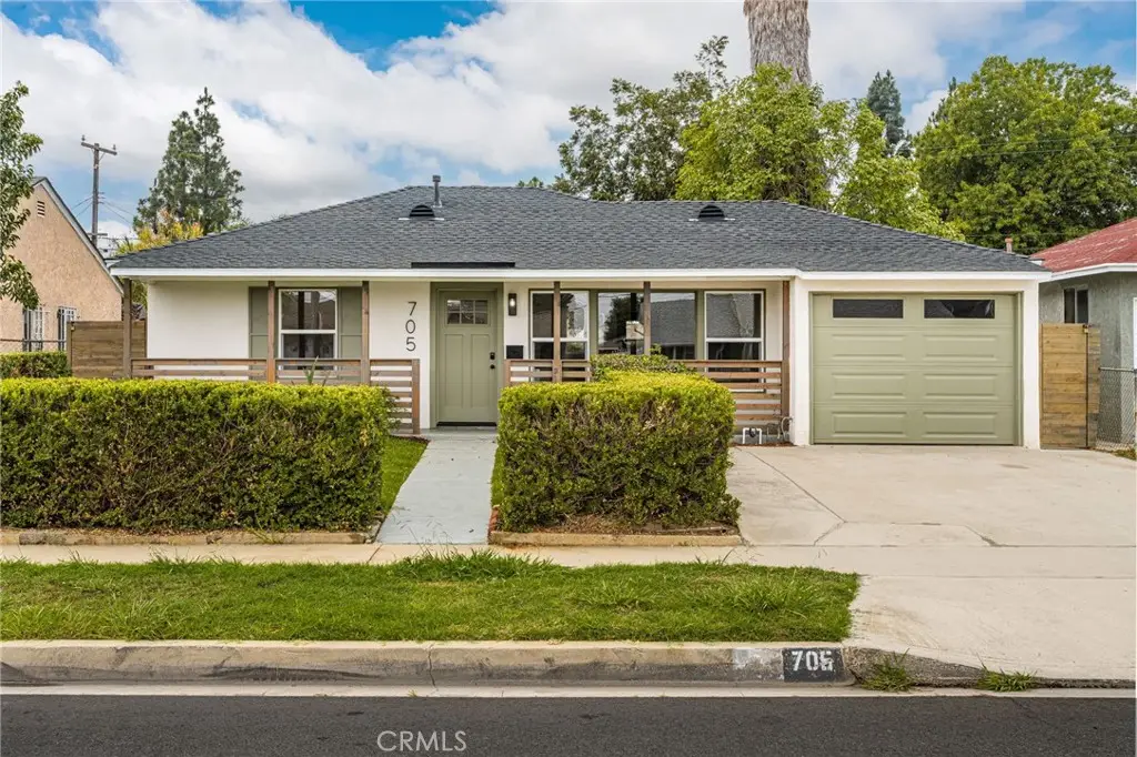 705 S Corlett Avenue, Compton, CA 90220 - #1