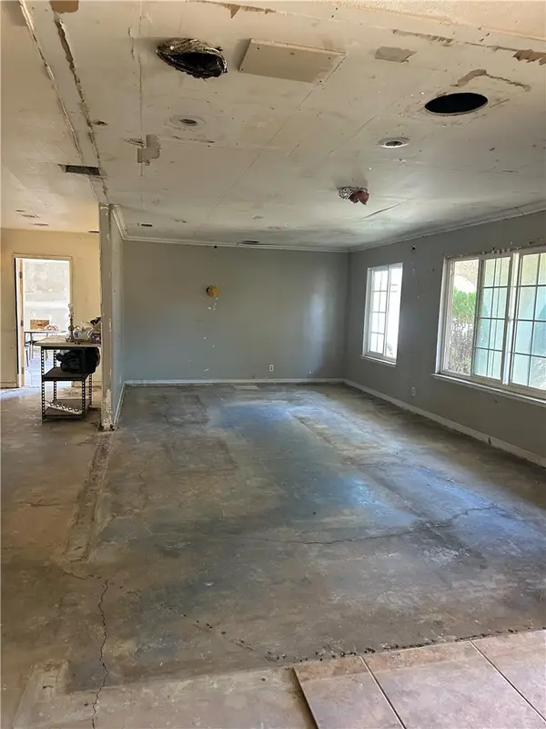 13226 Quapaw Road, Apple Valley, CA 92308