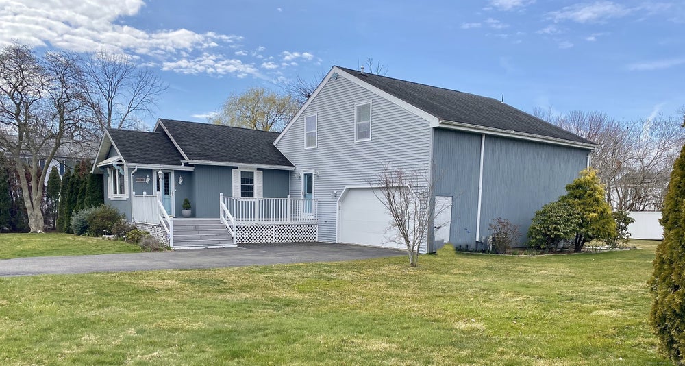 6 Naugatuck Street, East Haven, CT 06512 ERA