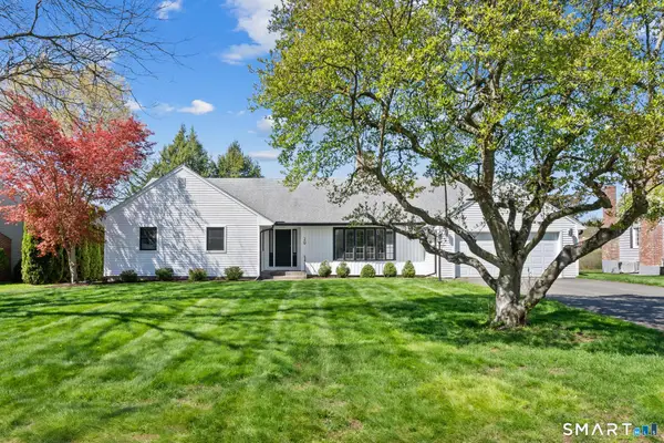 29 Visgrove Lane, West Hartford, CT 06117