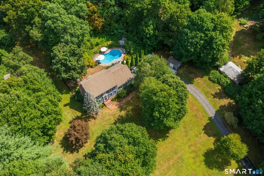 21 Phyllis Lane, Newtown, CT 06470 - #2