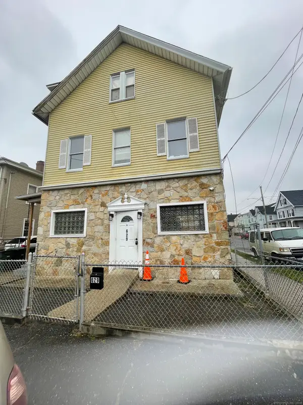 627 Noble Avenue, Bridgeport, CT 06608