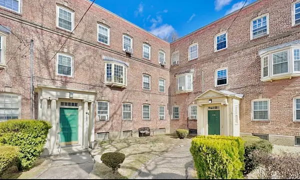 610 Wilmot Avenue #4, Bridgeport, CT 06607