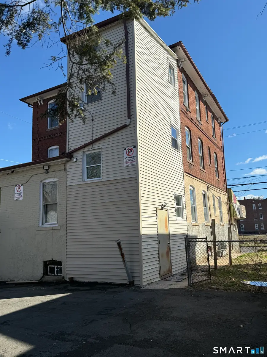 198 Oak Street, New Britain, CT 06051 - #3