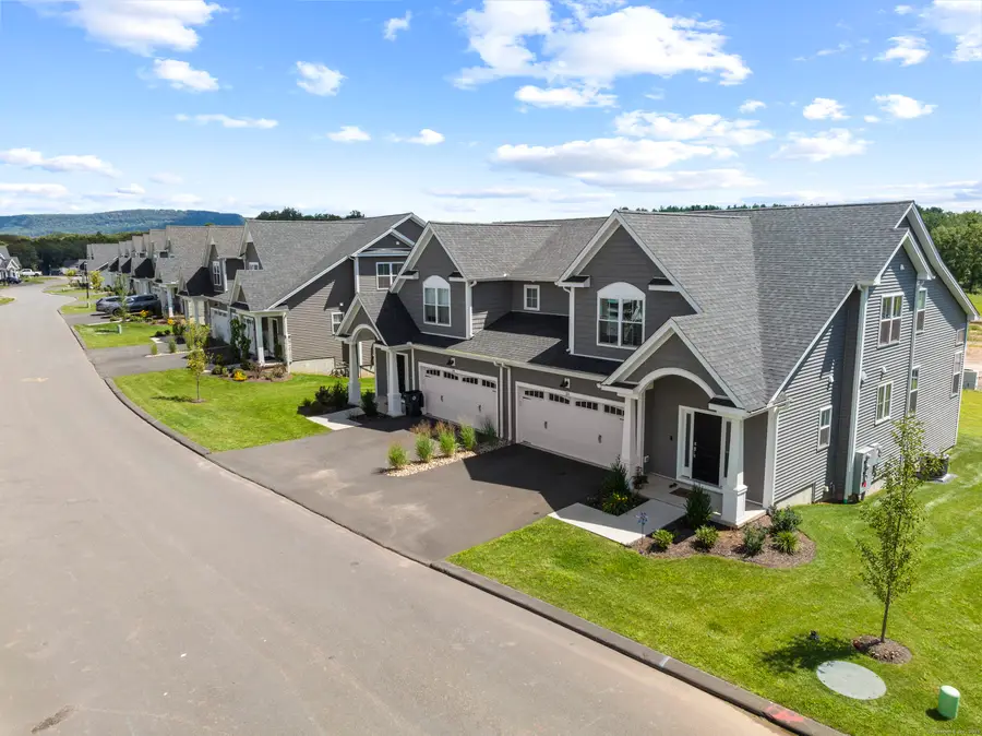 81 Shea Circle #81, Cheshire, CT 06410 - Image #2