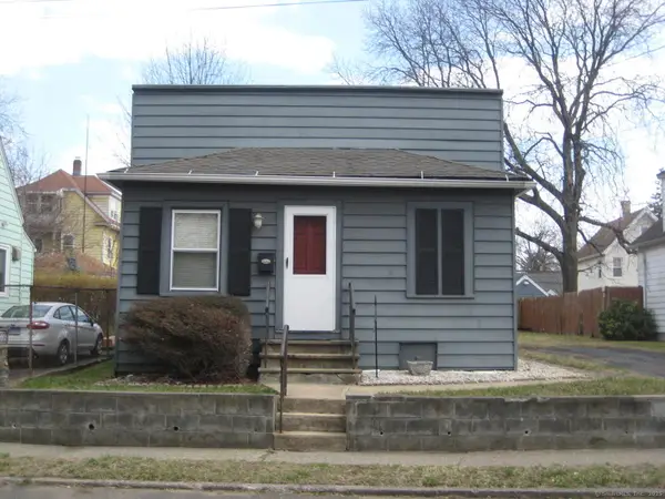 102 Bowe Avenue, Stratford, CT 06615