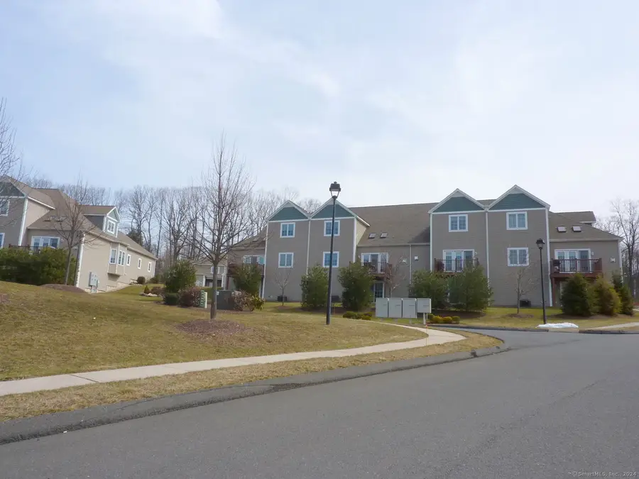 1985 West Street #9, Southington, CT 06489 - Image #2
