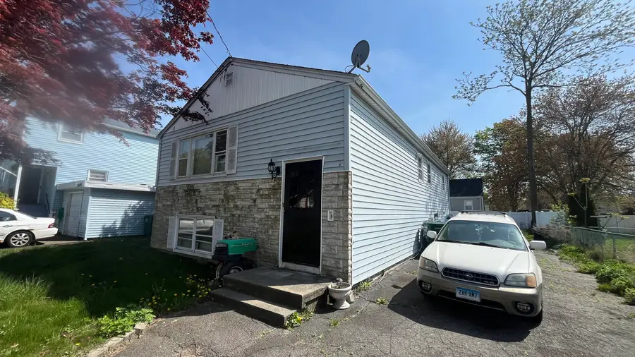 125 Garibaldi Avenue, Stratford, CT 06615 - Image #3
