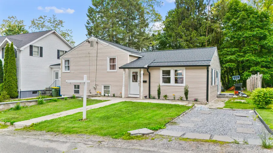 113 Devonwood Drive, Waterbury, CT 06708 - Image #2