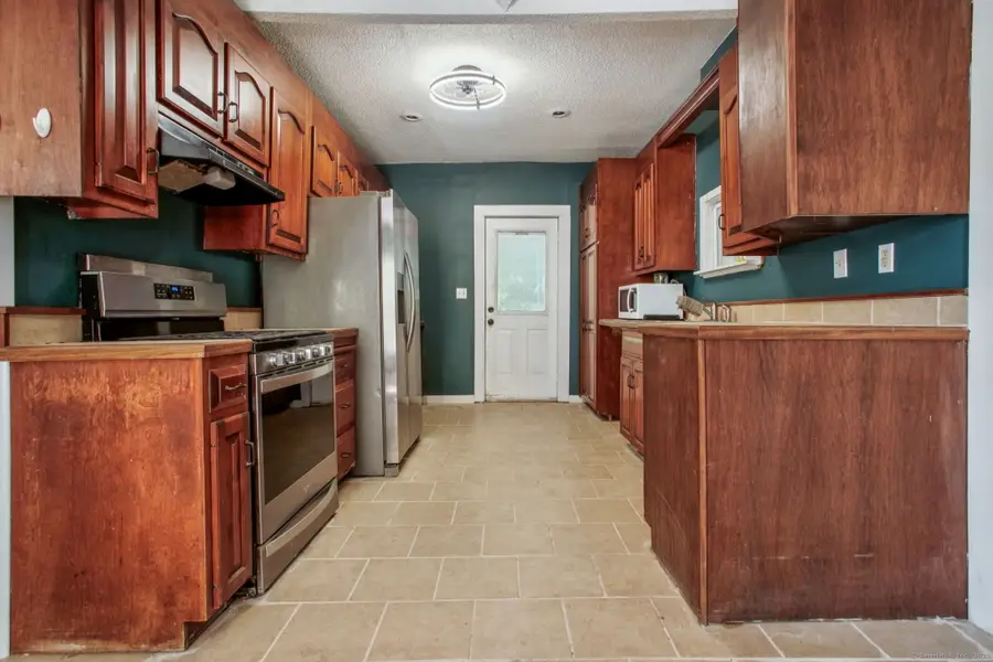 138 Pleasant Street, New Britain, CT 06051 - Image #3