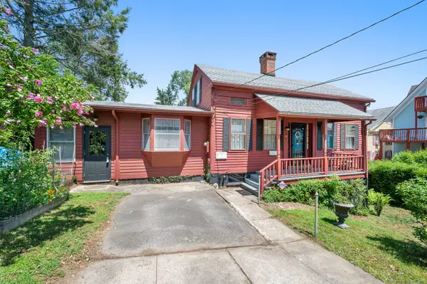 47 8th Street, Norwich, CT 06360