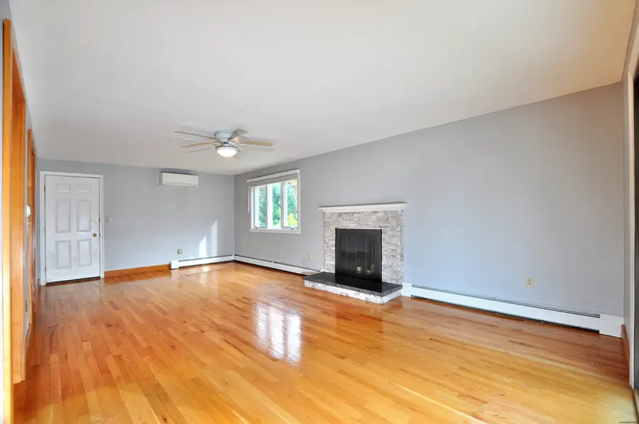 17 Box Turtle Lane, Windsor, CT 06095 - Image #3