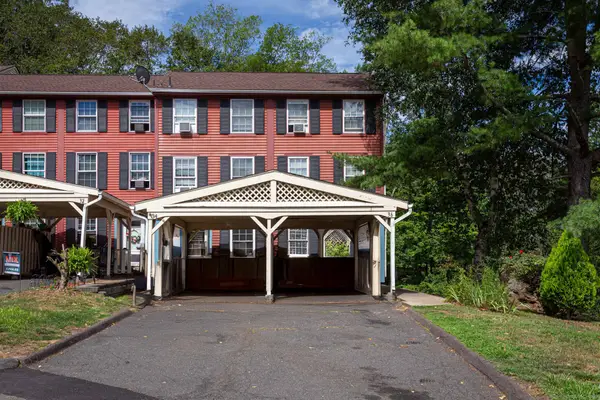 36 Rising Trail Drive #36, Middletown, CT 06457