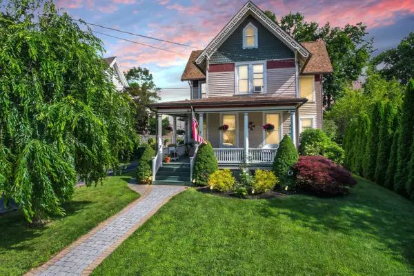 157 High Street, Bristol, CT 06010