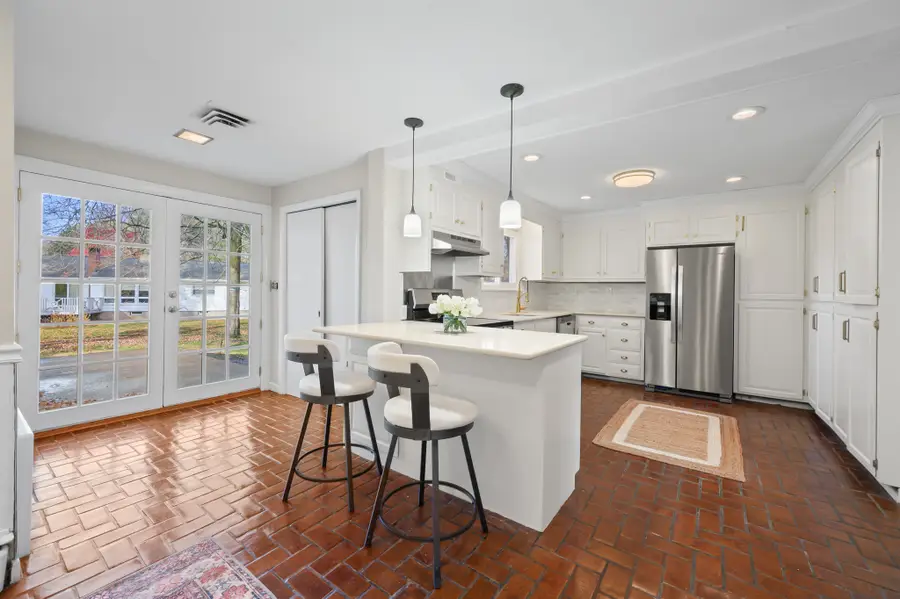 11 Rye Ridge Parkway, West Hartford, CT 06117 - Image #2