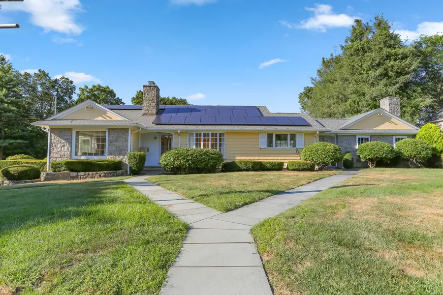 81 Plymouth Avenue, Trumbull, CT 06611 - Image #3