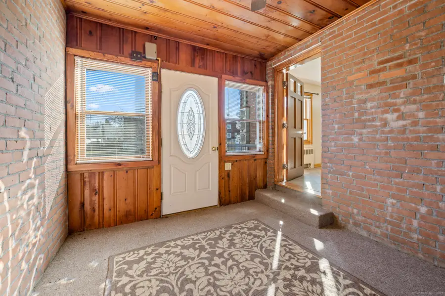 16 Vincent Avenue, New Britain, CT 06053 - Image #3