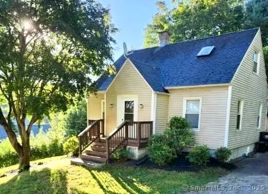 3 Willow Street, Seymour, CT 06483