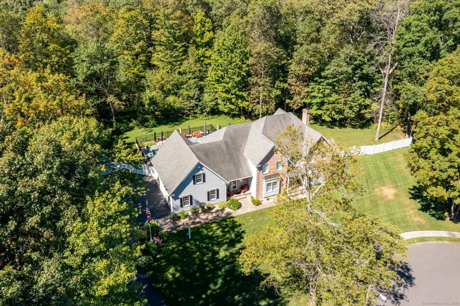 335 Pennwood Place, Bristol, CT 06010 - Image #3