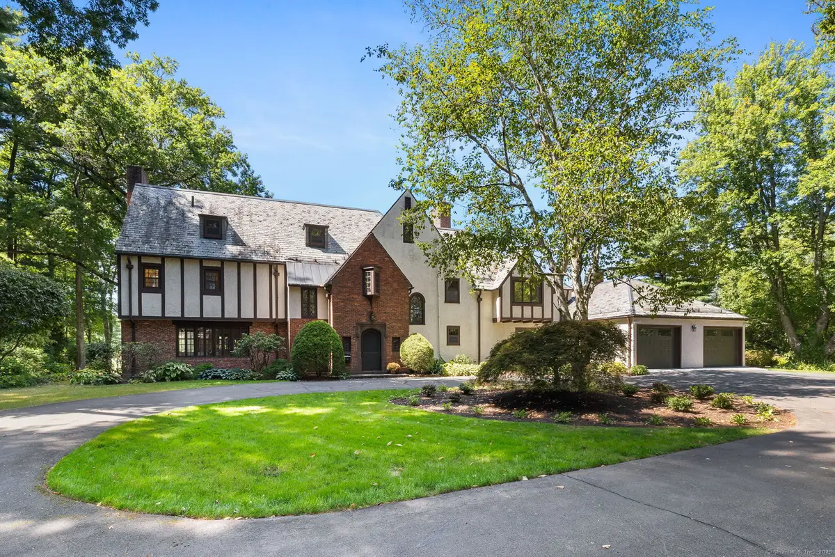 111 Bloomfield Avenue, West Hartford, CT 06105 - Image #1