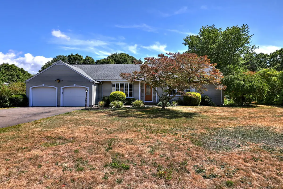 1085 Dunbar Hill Road, Hamden, CT 06514 - Image #1