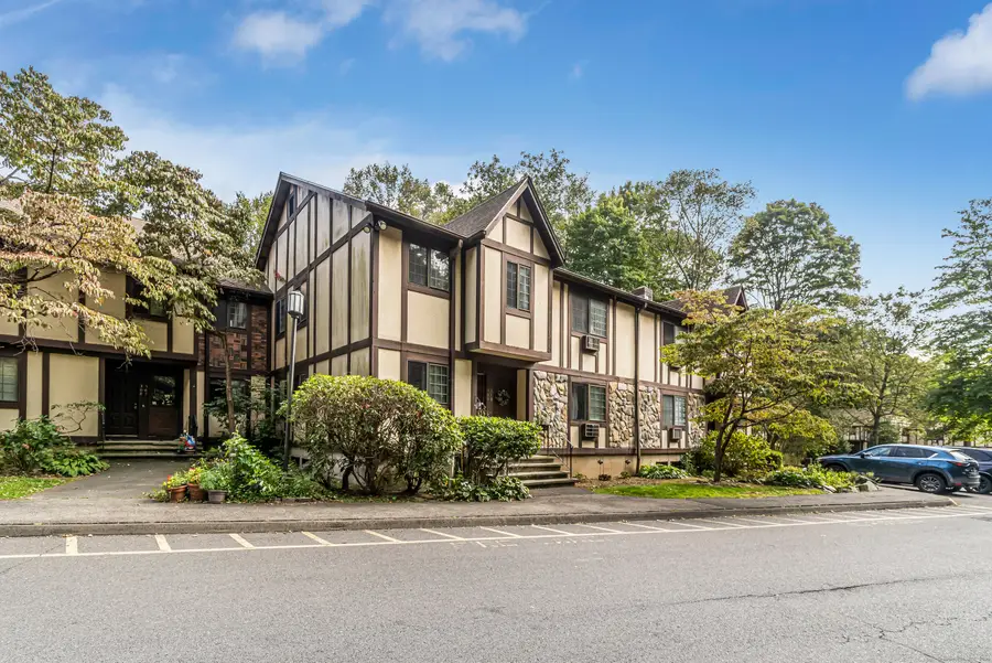 510 Swanson Crescent #510, Milford, CT 06461 - Image #2