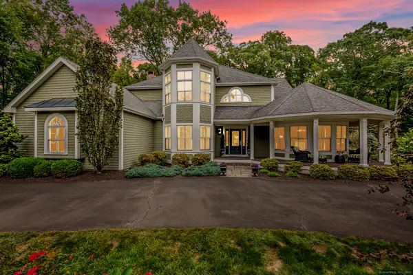 93 Hattertown Road, Newtown, CT 06470