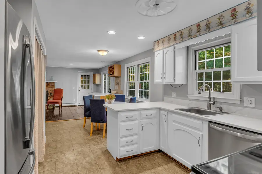 39 Stepping Stone Lane, Madison, CT 06443 - Image #2