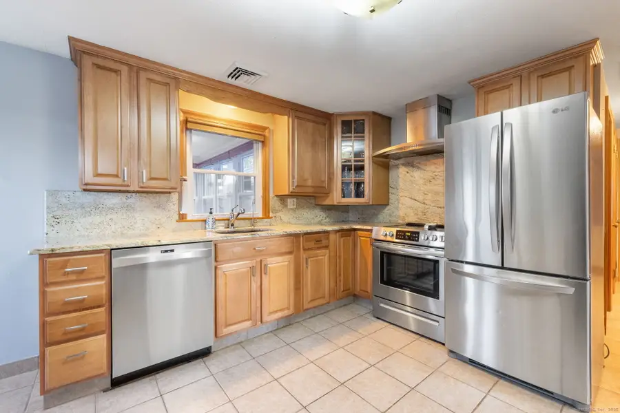 394 Trout Brook Drive, West Hartford, CT 06110 - Image #2