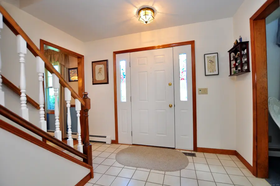 24 Maplewood Drive, New Milford, CT 06776 - Image #3