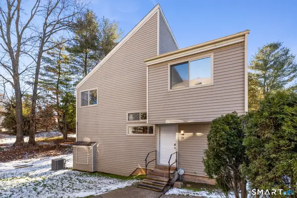 20 Cherokee Court #20, Cromwell, CT 06416