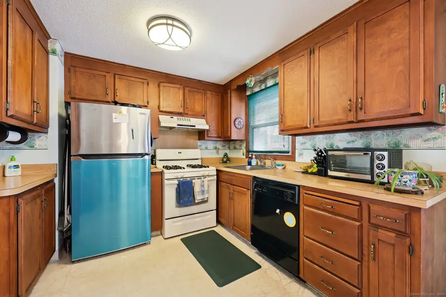 11 Saint Marc Cir O Circle, South Windsor, CT 06074 - Image #3