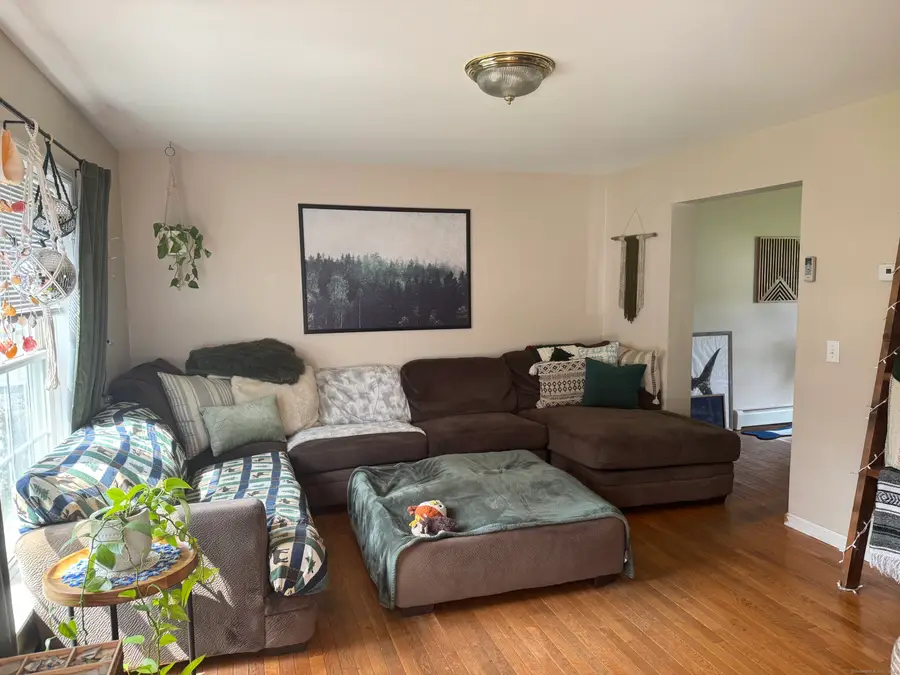 11 Carpenter Street, Norwich, CT 06360 - Image #2