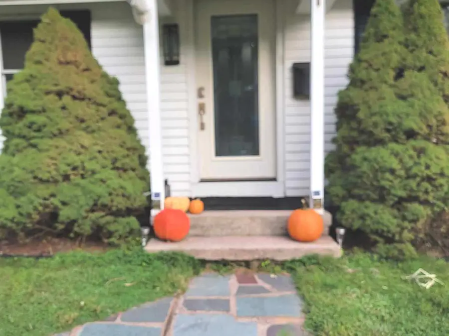 33 Lincoln Street, Cromwell, CT 06416 - Image #2