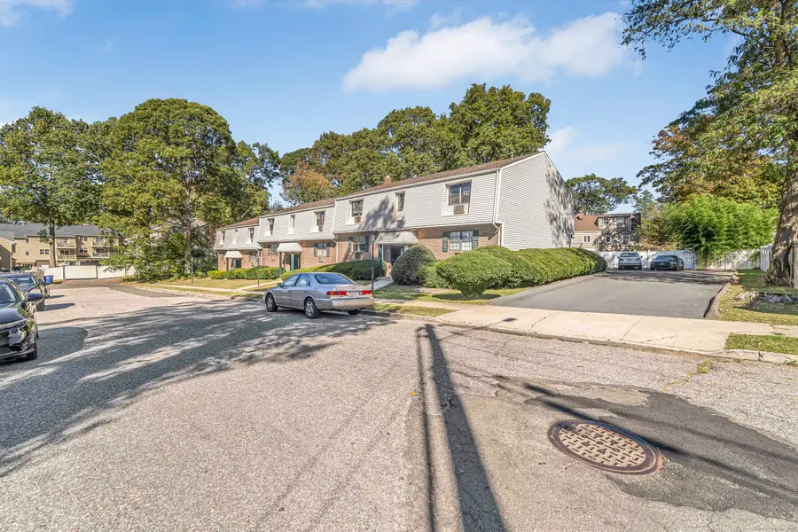 38 Enid Street #APT B, Bridgeport, CT 06606 - Image #3