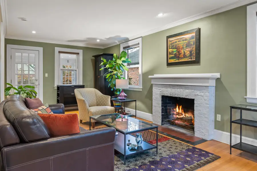 25 Ellsworth Road, West Hartford, CT 06107 - Image #3