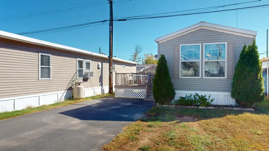 441 Main Street #404, East Hartford, CT 06118 - Image #2