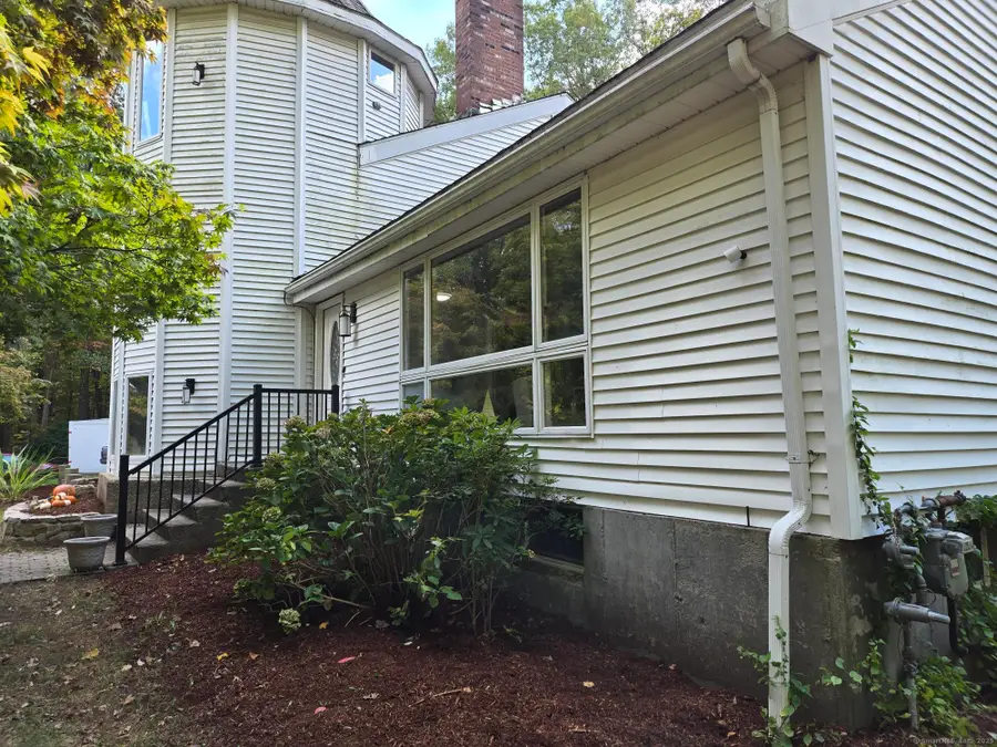 297 Wickham Road, Glastonbury, CT 06033 - Image #2