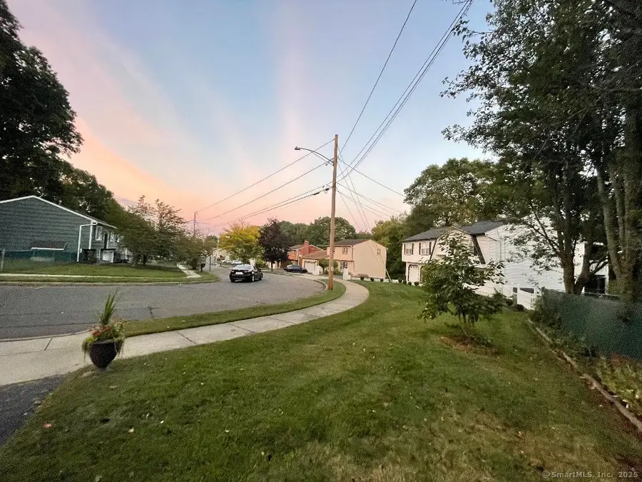 105 Pheasant Road, West Haven, CT 06516 - Image #2