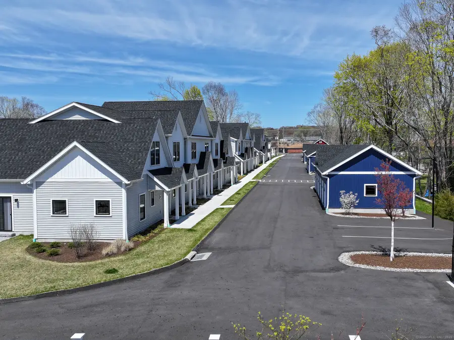 138 Boston Post Road #15, East Lyme, CT 06333 - Image #2